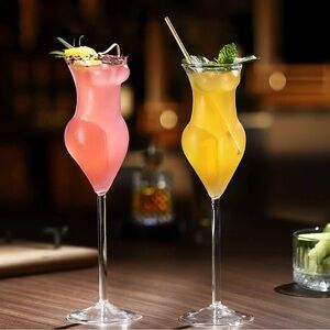 💕Sexy cocktail glasses set of 2 brand new 💕